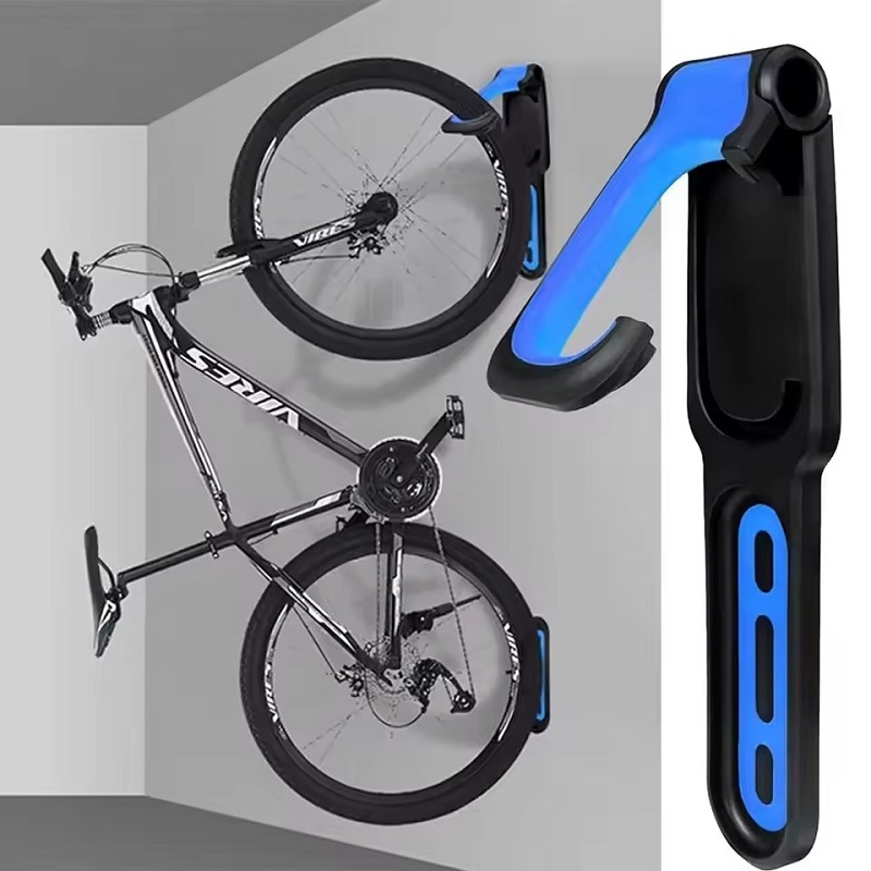 Creative Nail Inspo for a Chic 2024 Look